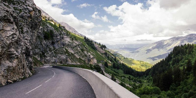 定期深度保洁:延长家居设施使用寿命的智慧投资