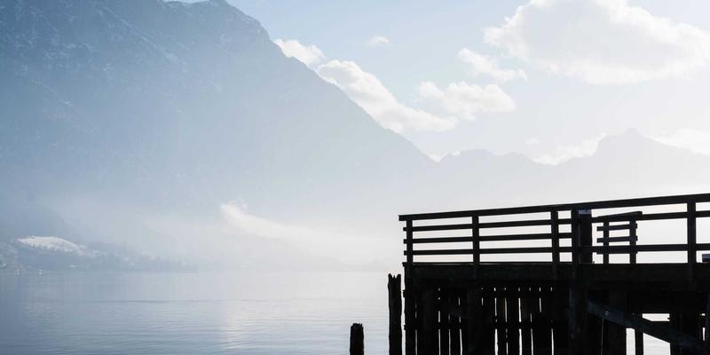 洗衣液与洗衣凝珠的终极对决：PP洗衣专家解析不同洗涤剂的适用场景与环保影响